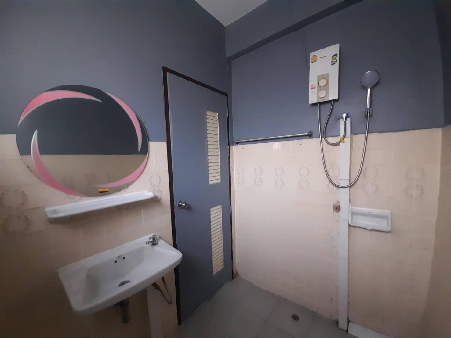 Home Place Hotel Τσιάνγκ Μάι Εξωτερικό φωτογραφία